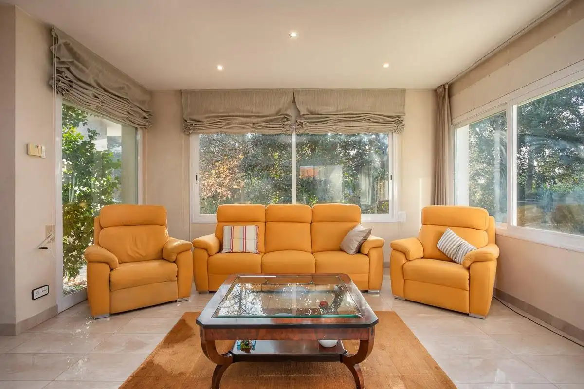 Sala d'estar de Casa o xalet en venda en Fornells de la Selva amb Aire condicionat, Calefacció i Jardí privat