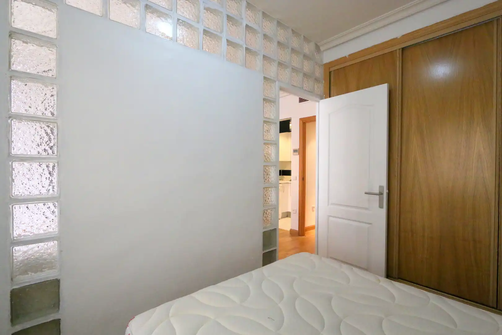 Habitación de Piso en venta en Madrid con Aire acondicionado, Trastero y Amueblado