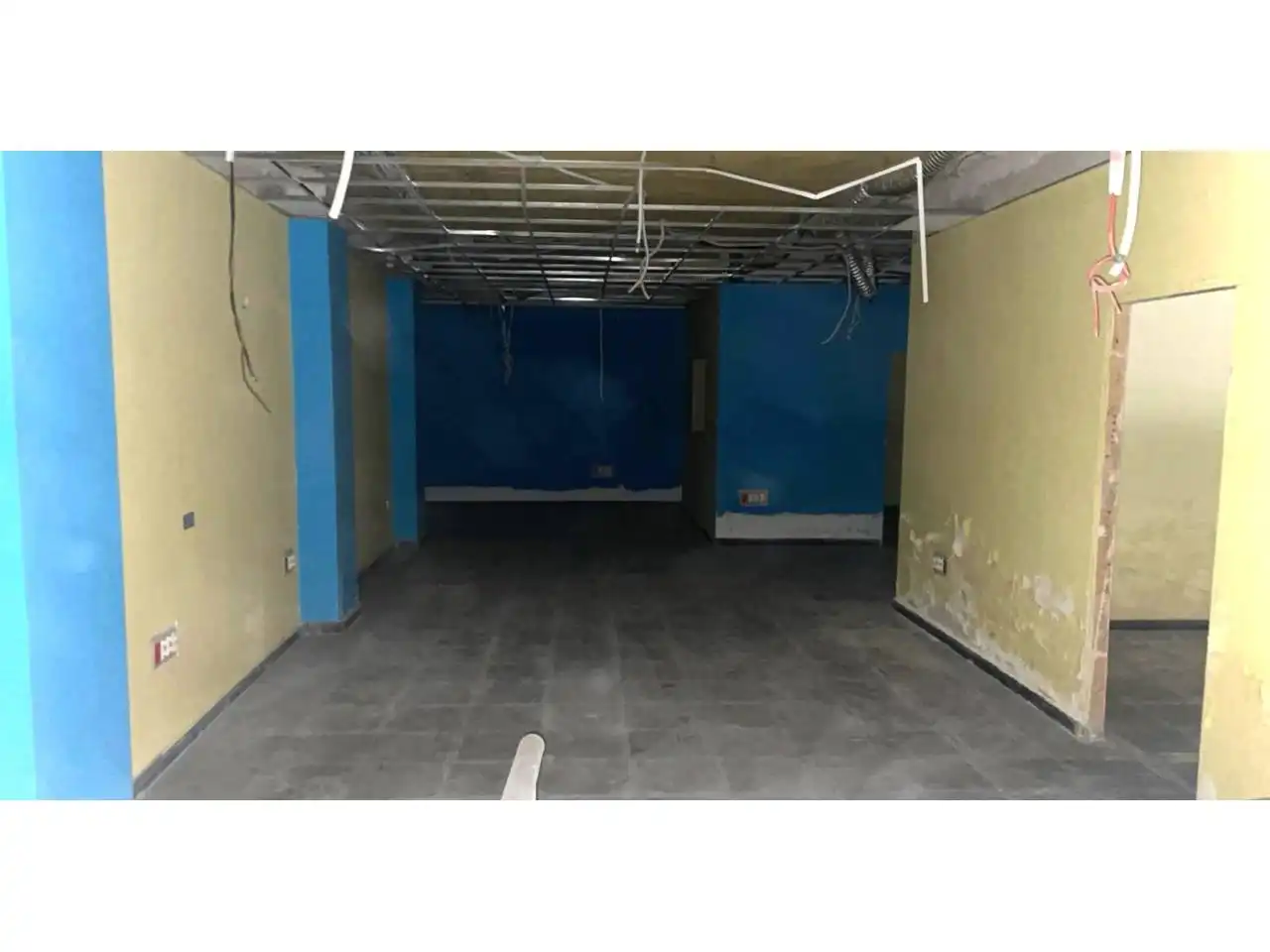 Gewerbefläche zum Verkauf in Calle Agen 2, imagen 6