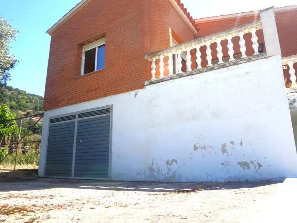 Exterior view of Houses for sale in Pineda de Mar