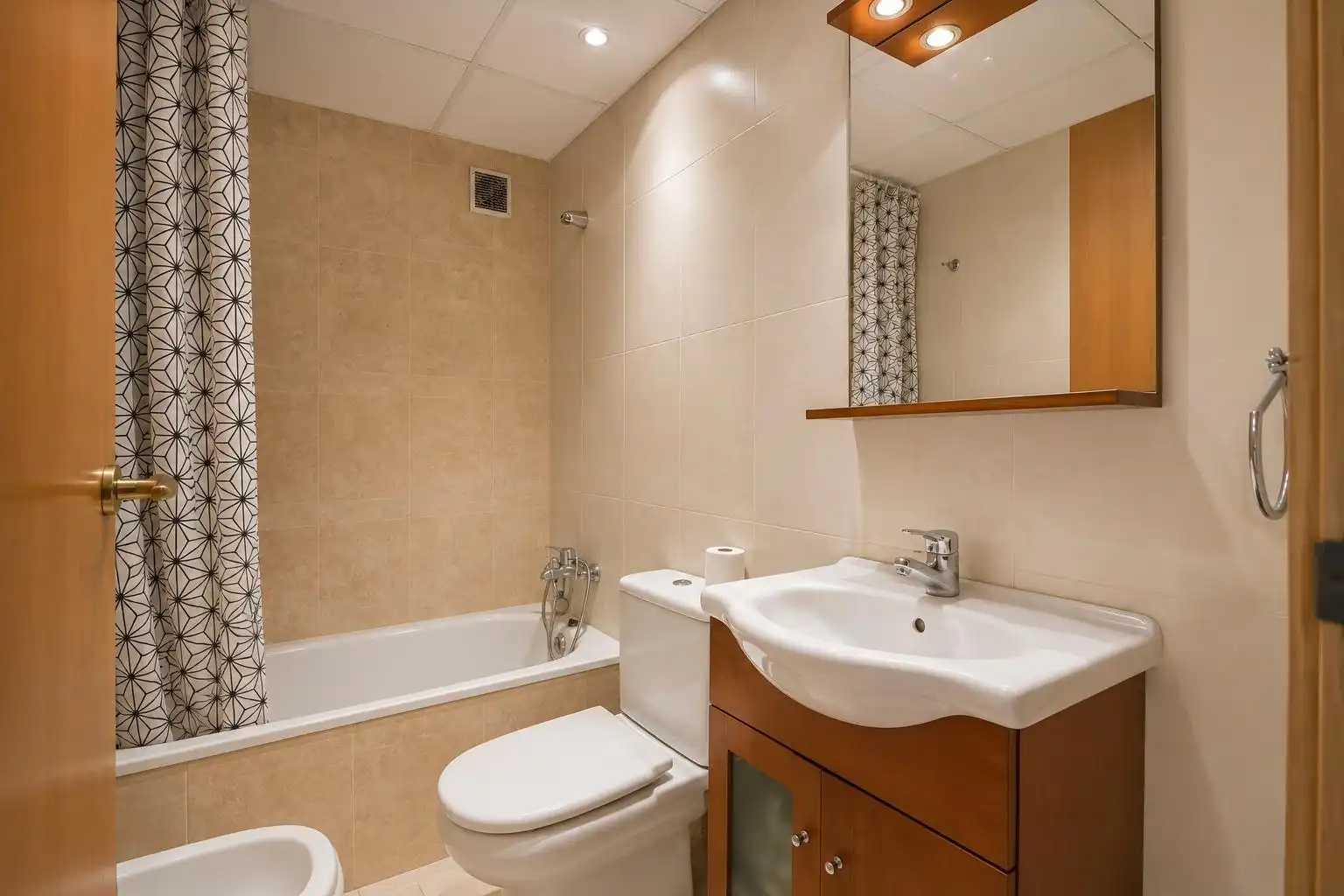 Flat for sale in Avenida SALOU, Migjorn