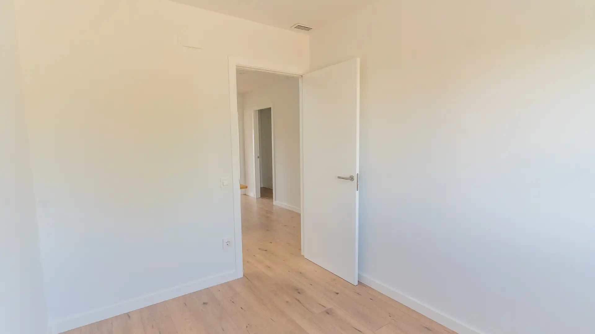 Casa amb jardí en venda a Carrer de Guifré el Pilós 26, imagen 19