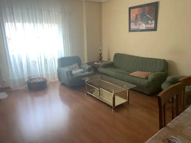 Sala de estar de Piso de alquiler en Puertollano con Aire acondicionado, Calefacción y Amueblado