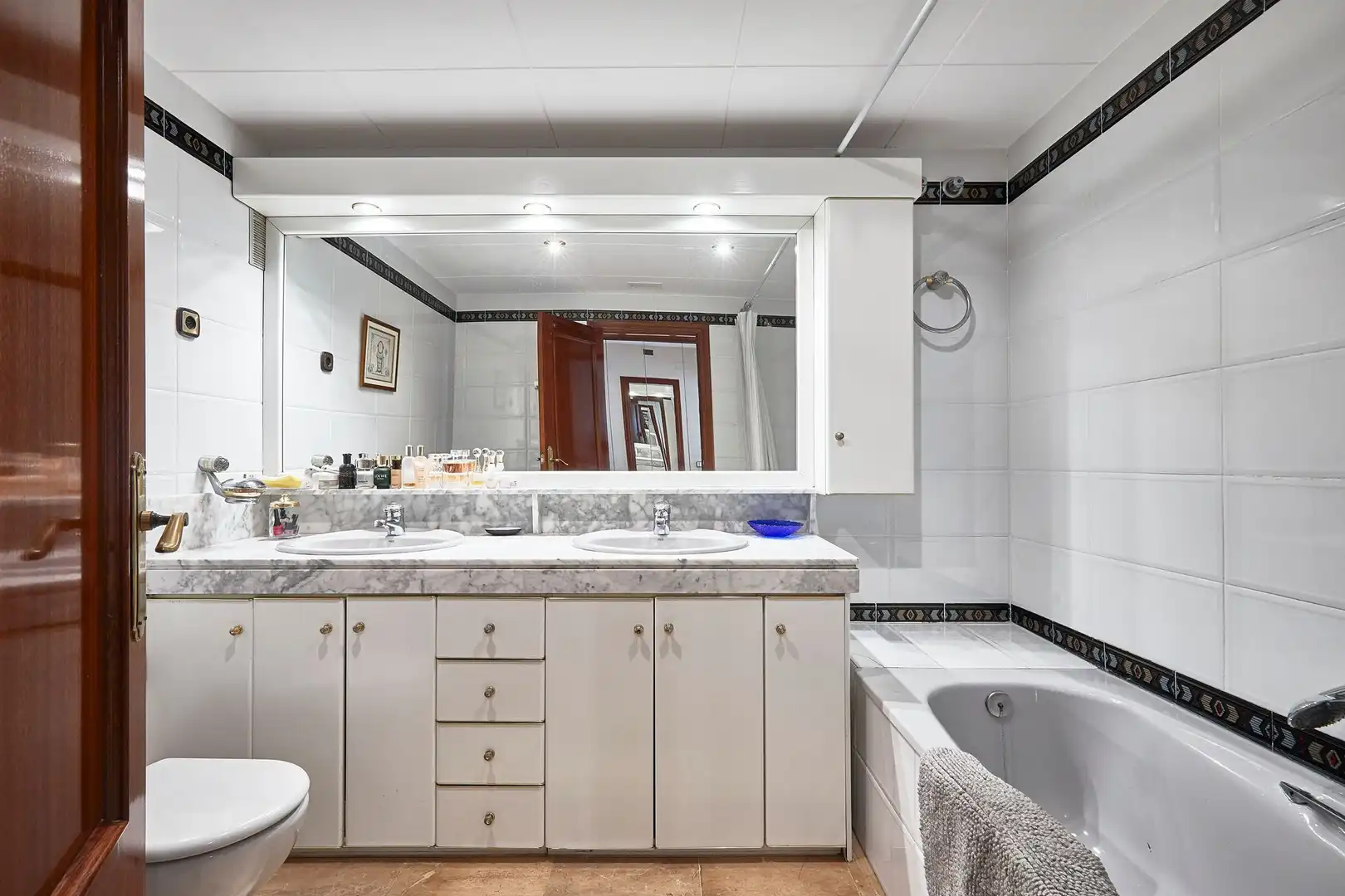 Bathroom of Detached homes for sale in Badalona  with Air Conditioner, Heating and Terrace