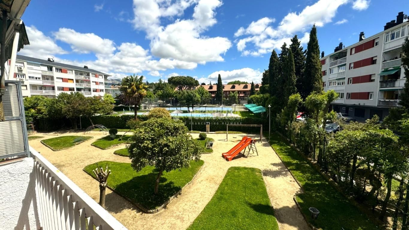 Flat for sale in Colegios