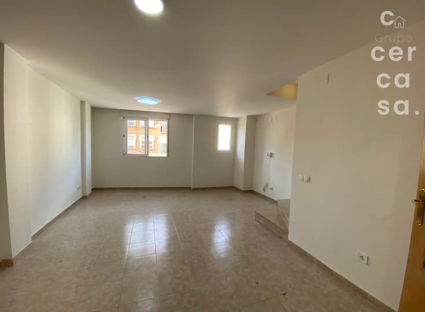 Casa adosada en venta en Tavernes Blanques con Terraza, Trastero y Balcón