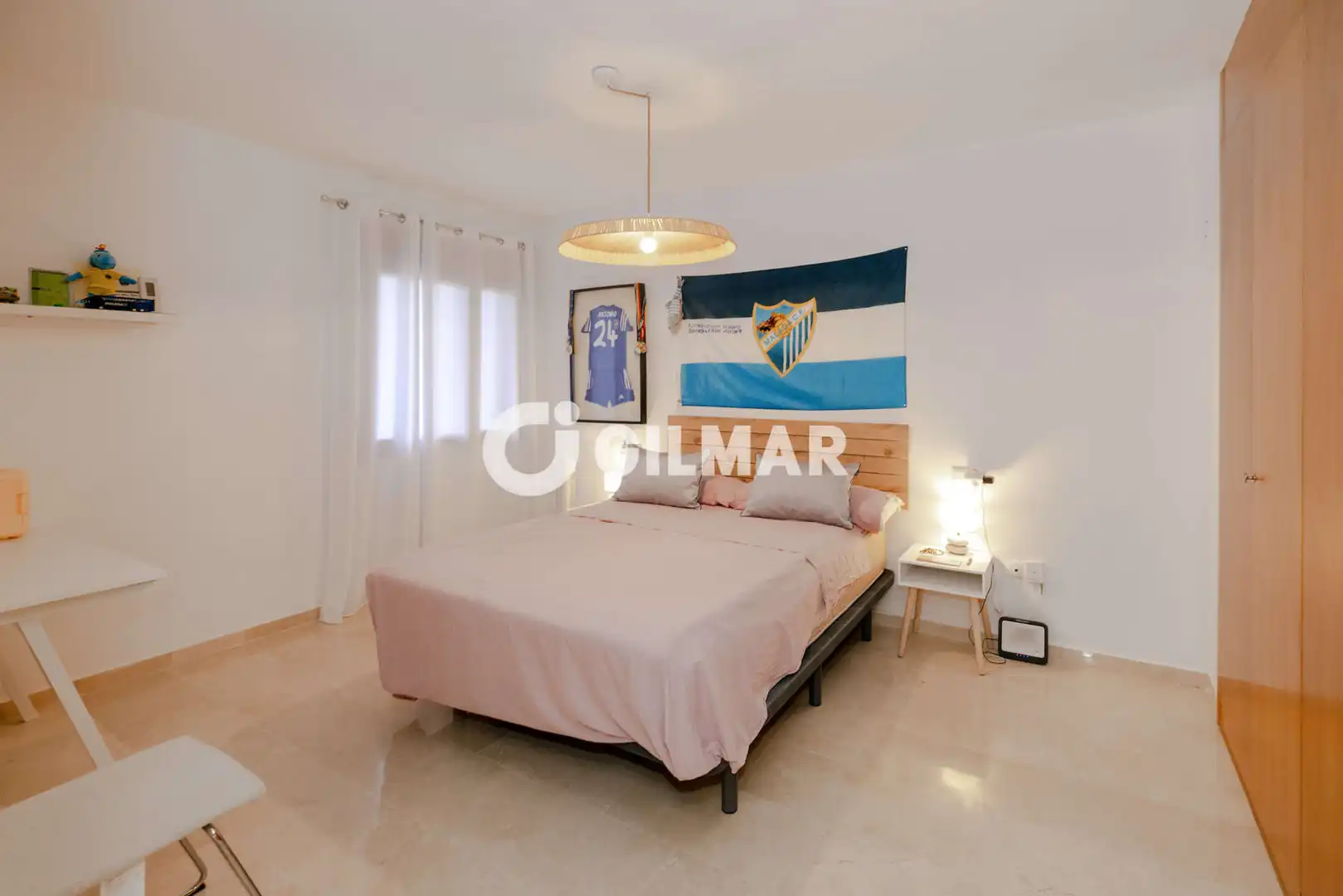 Habitación de Apartamento en venta en Estepona con Calefacción, Trastero y Piscina