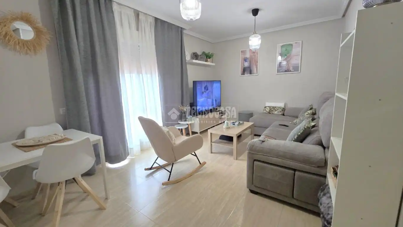 Piso en venta en El Pilar - La Estación, imagen 2