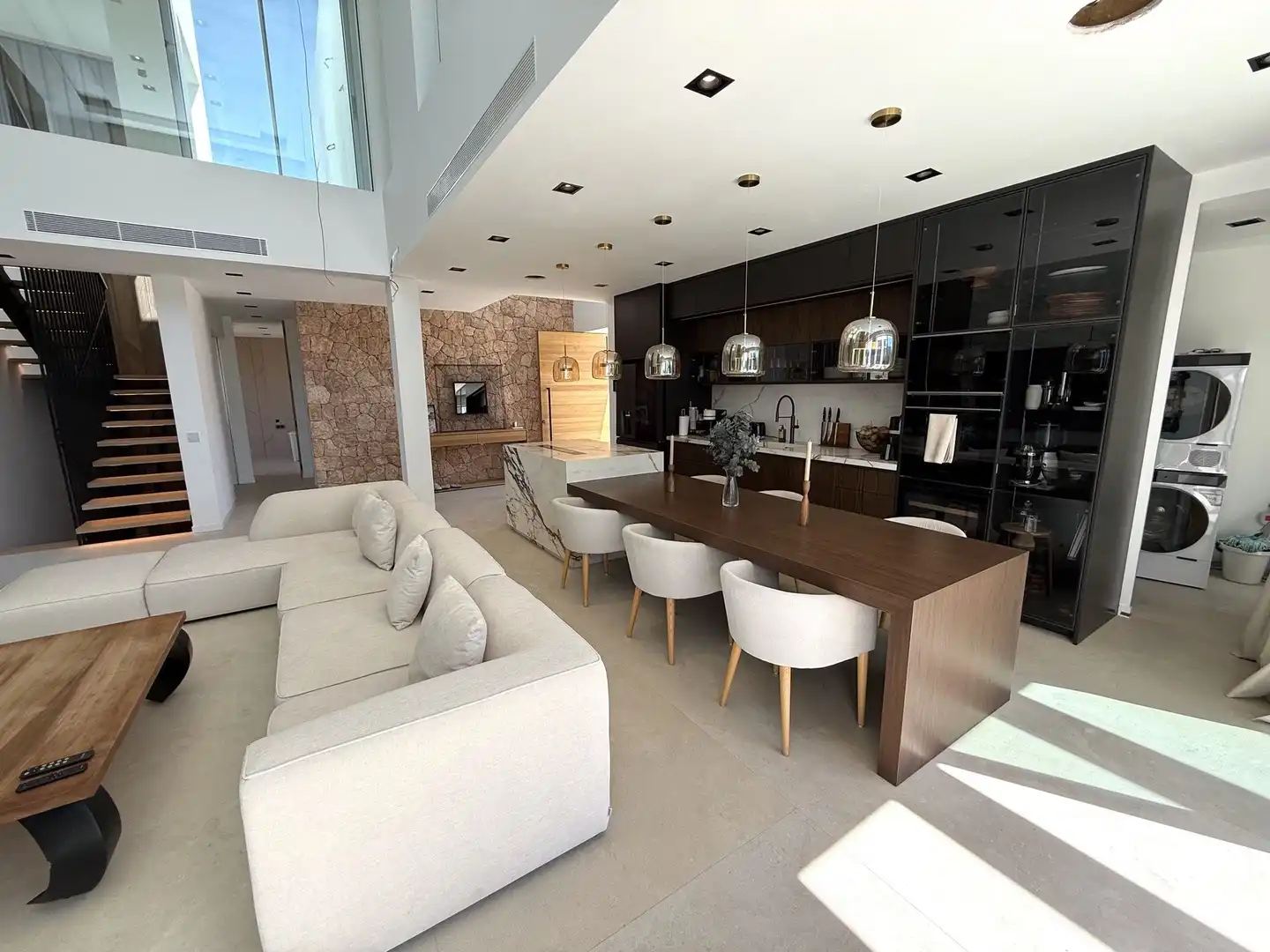 Sala d'estar de Casa o xalet en venda en Sant Josep de sa Talaia amb Aire condicionat, Calefacció i Jardí privat