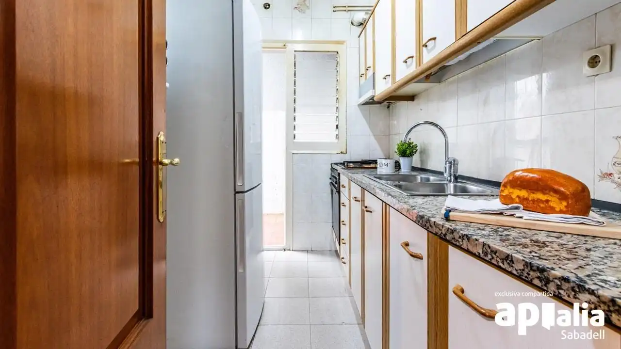 Cuina de Pis en venda en Sabadell amb Aire condicionat, Calefacció i Terrassa