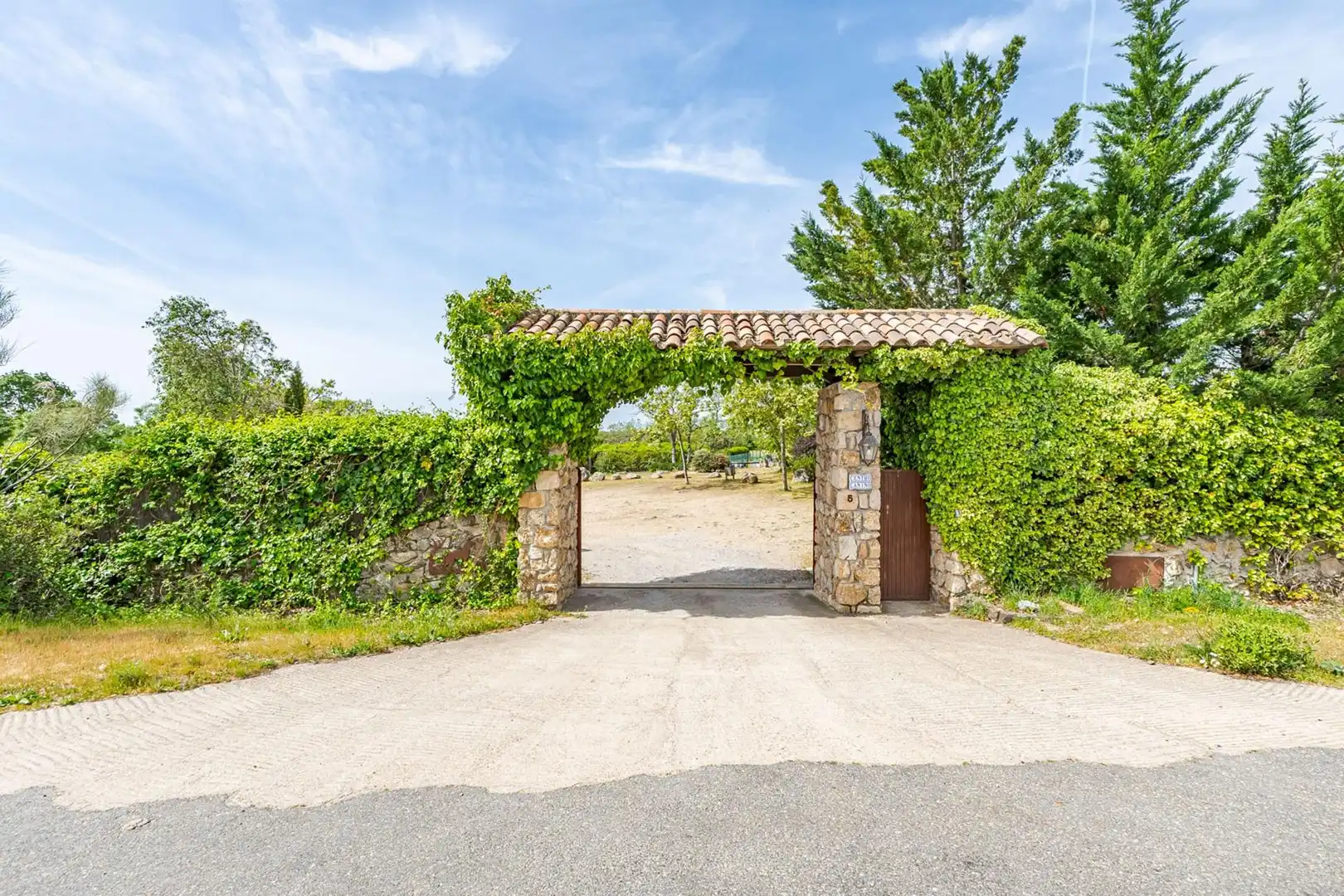 Maison rustique avec terrasse à vendre à Miraflores de la Sierra, imagen 3