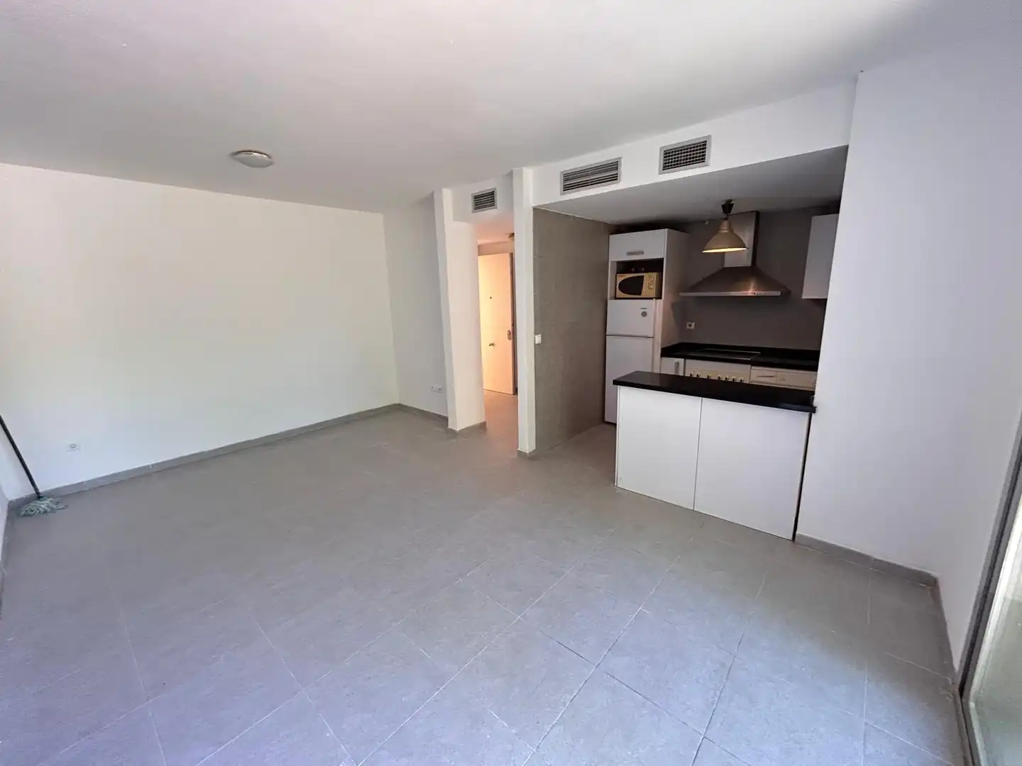 Cocina de Apartamento en venta en Vera con Aire acondicionado, Terraza y Trastero