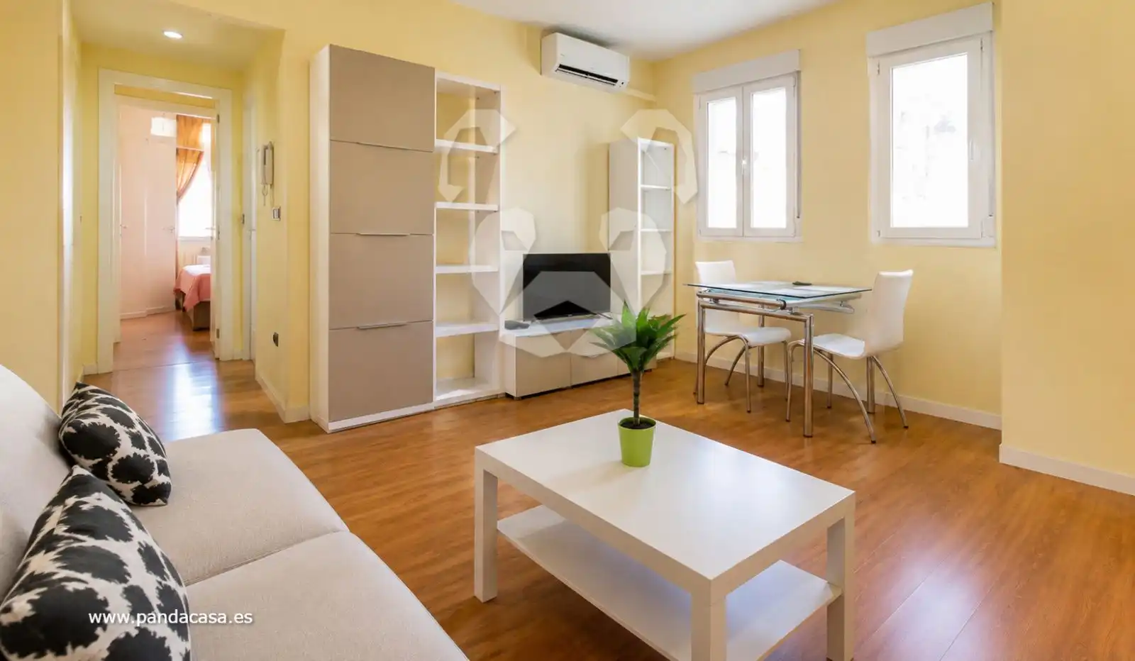 Sala d'estar de Pis de lloguer en Madrid amb Aire condicionat, Calefacció i Parquet