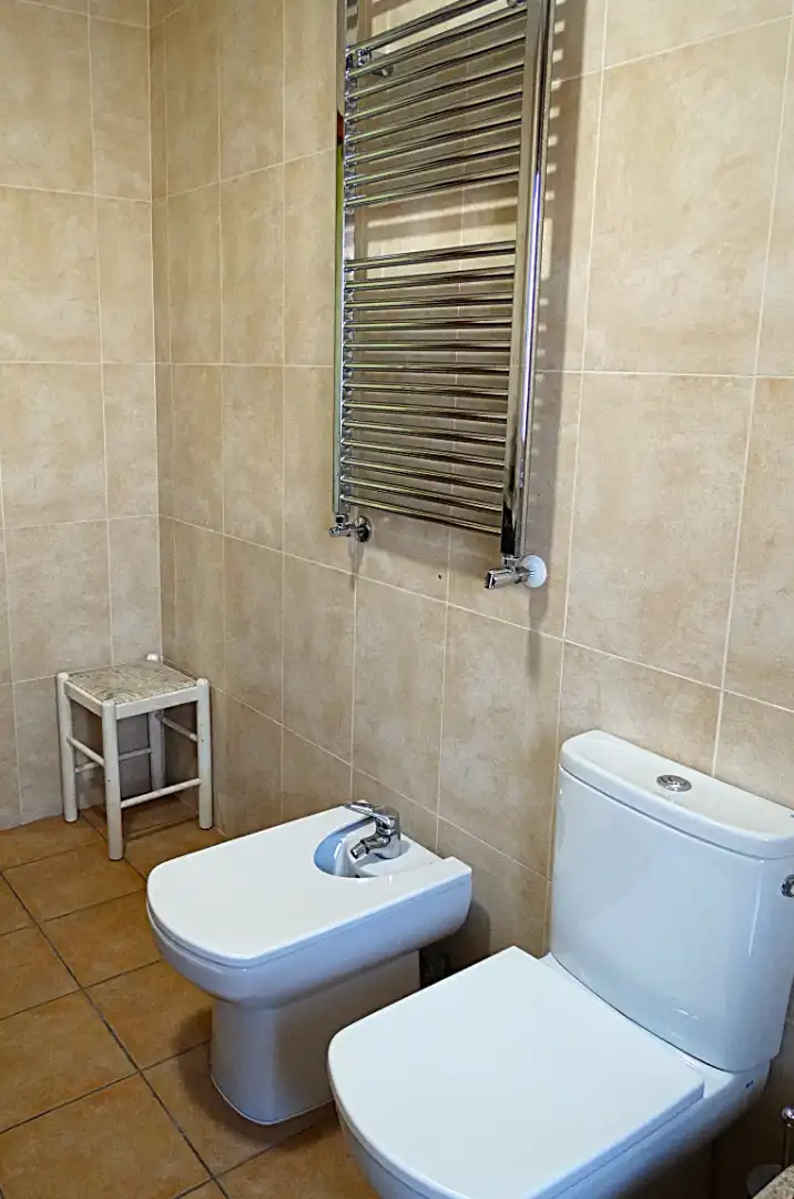 Bany de Casa o xalet en venda en Miño amb Calefacció, Parquet i Terrassa