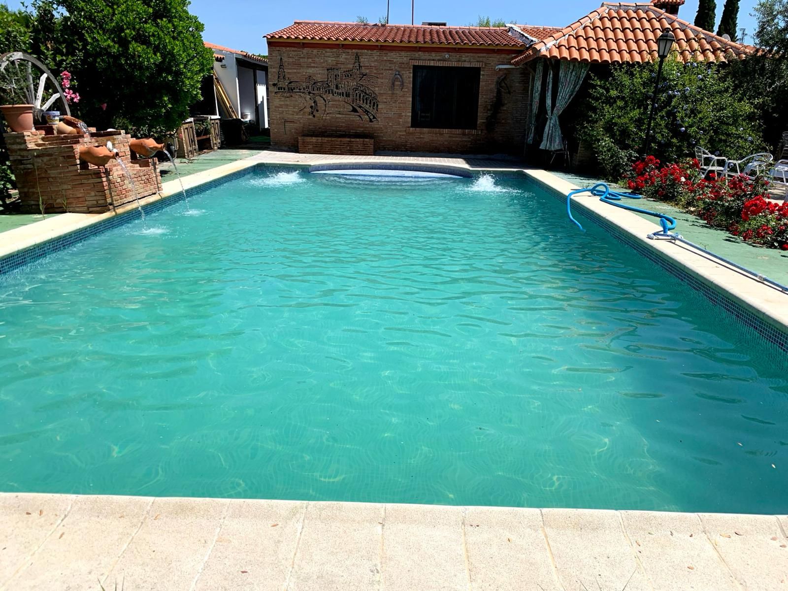 Schwimmbecken von Country house zum verkauf in Villaverde del Río mit Schwimmbad und Möbliert