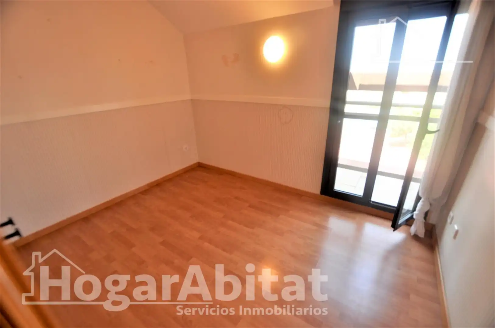 Habitación de Ático en venta en El Puig de Santa Maria con Aire acondicionado, Calefacción y Parquet