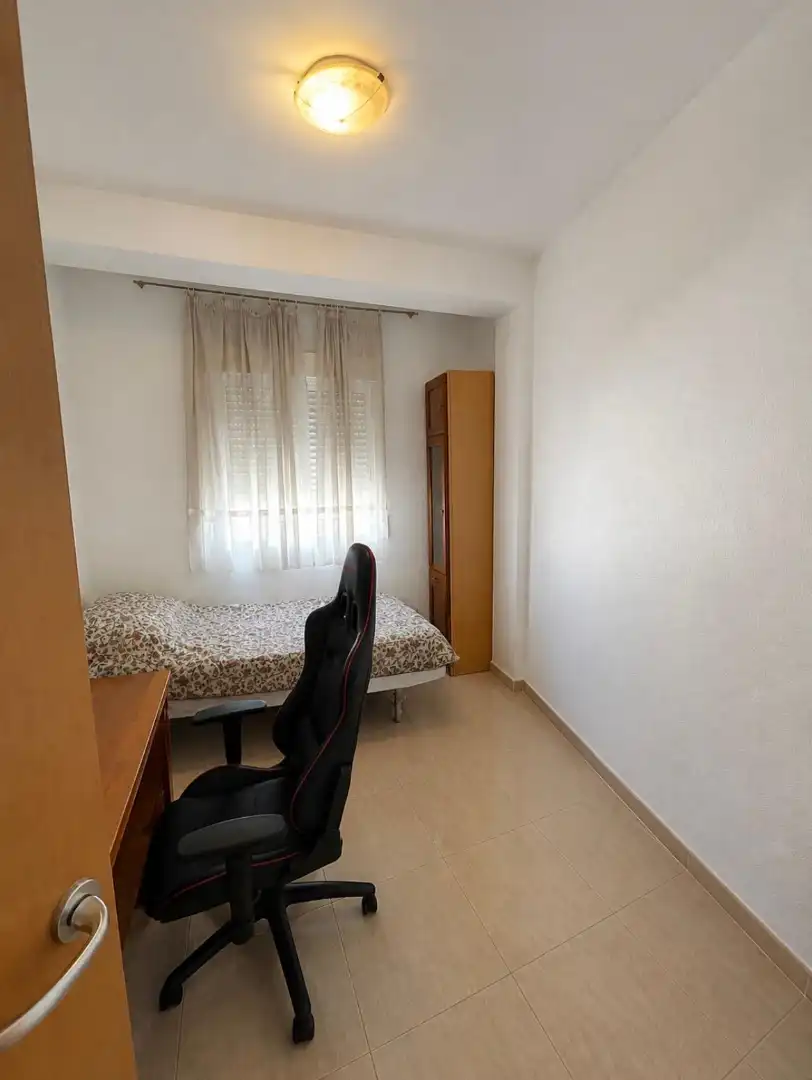 Bedroom of Flat for sale in Córdoba  with Air Conditioner, Heating and Terrace