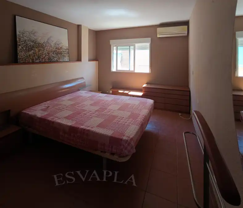 Habitación de Piso en venta en Alicante / Alacant con Aire acondicionado, Amueblado y Horno