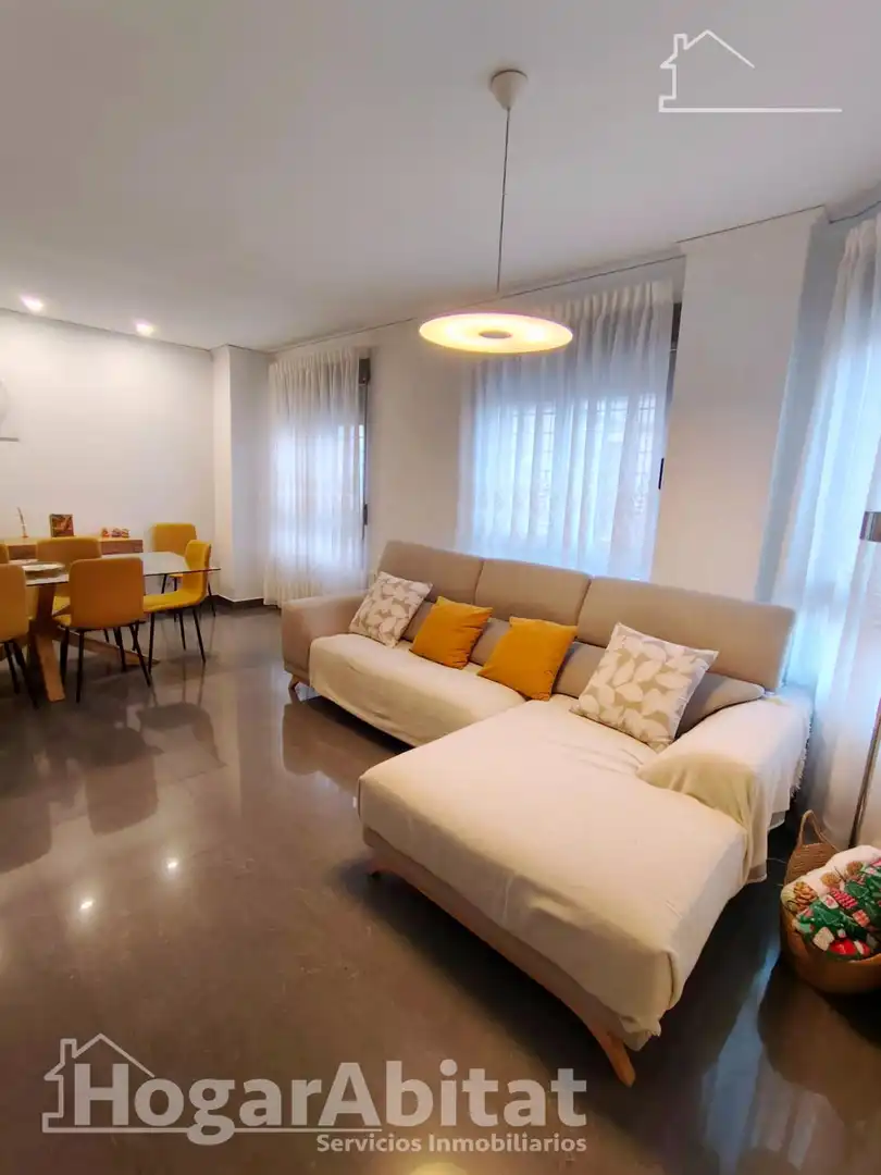 Sala de estar de Casa o chalet en venta en Alginet con Aire acondicionado, Calefacción y Terraza