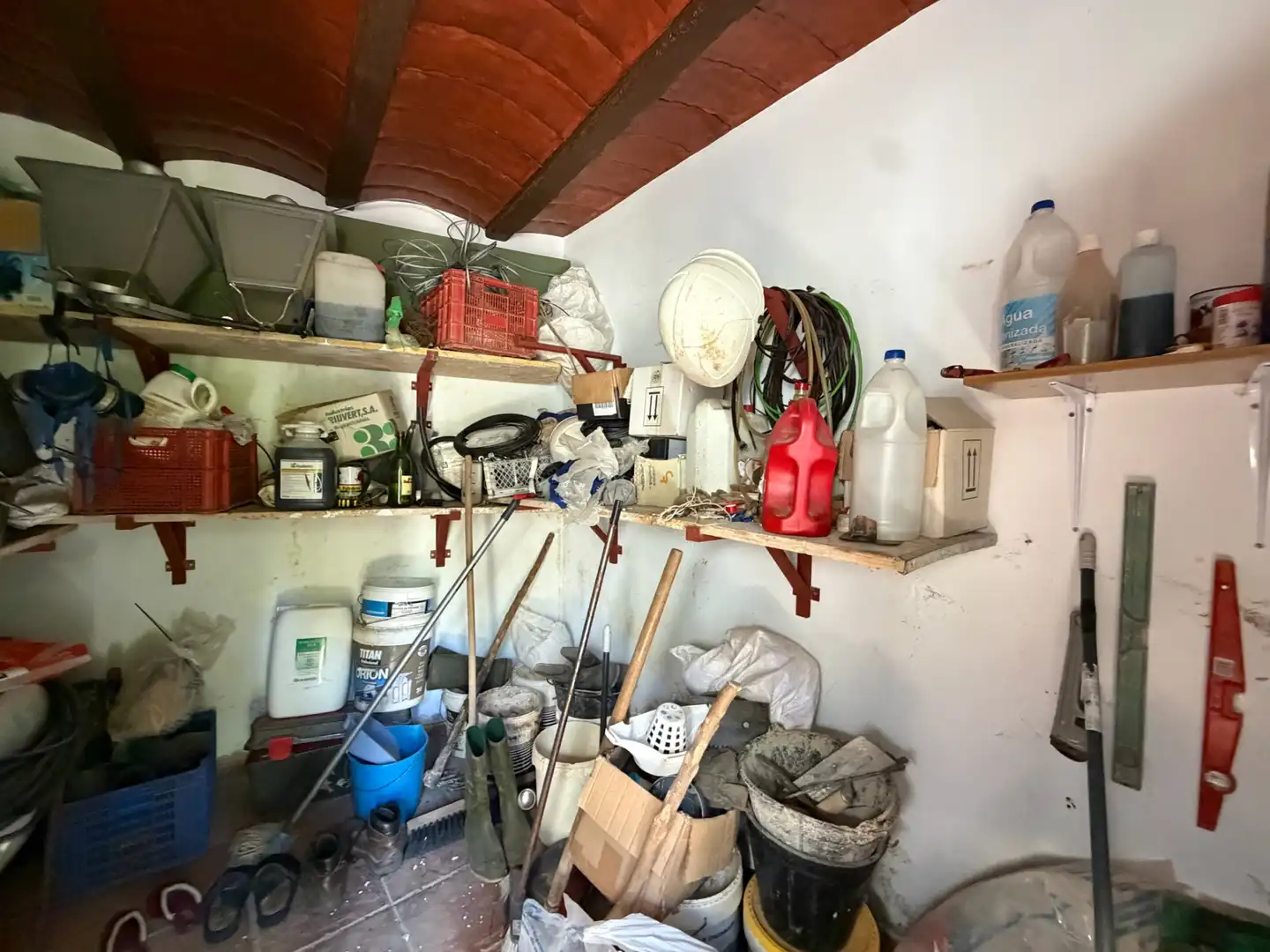 Finca rústica en venta en Yunquera con Jardín privado, Piscina y Amueblado