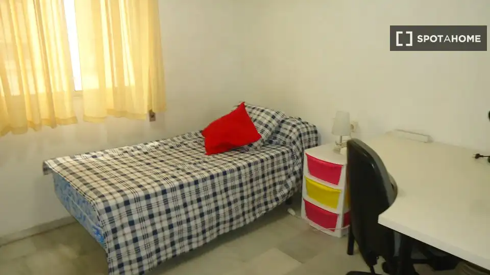 Habitación en Ciudad Jardín - Zoco