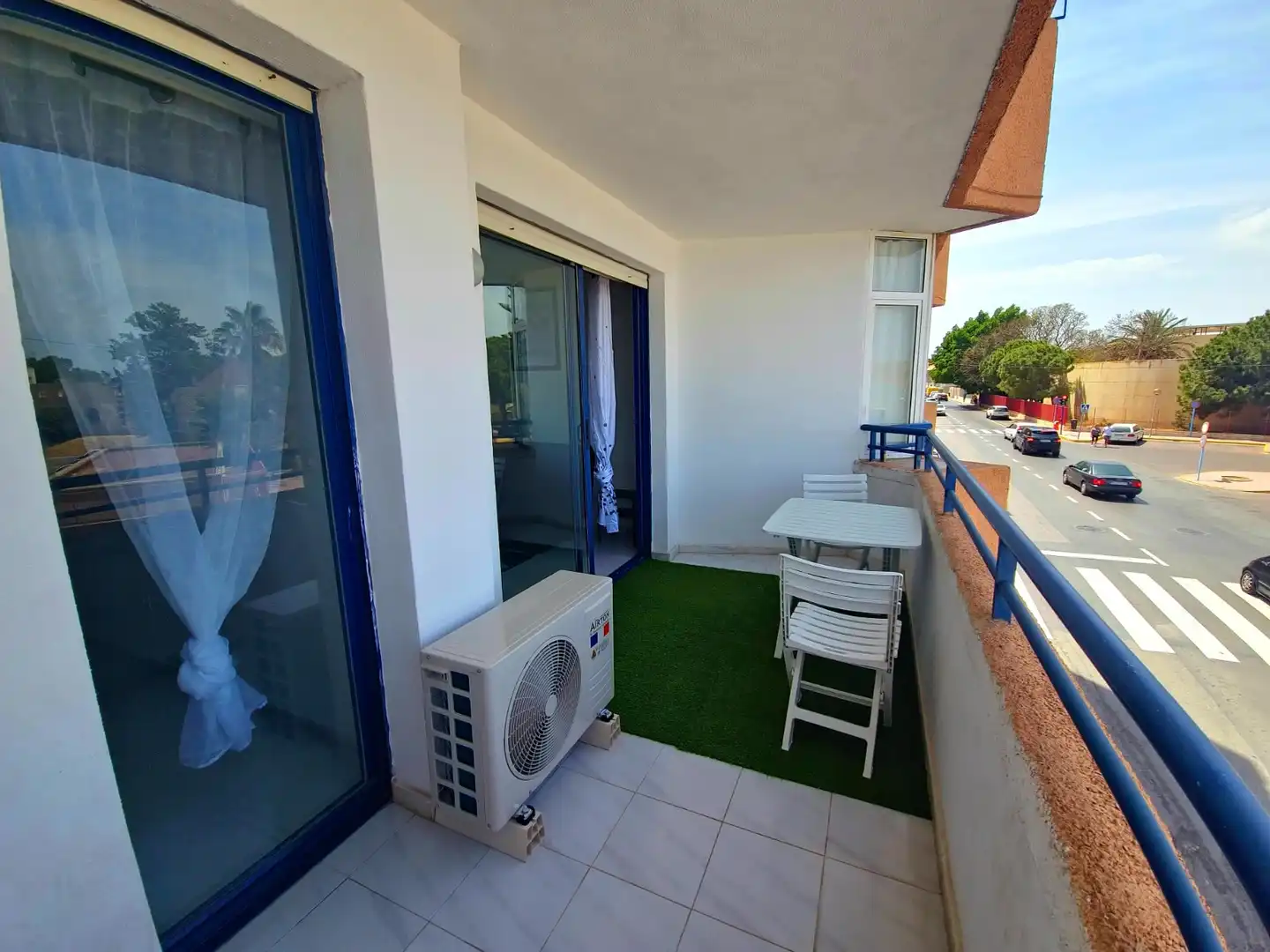 Terrassa de Pis de lloguer en Torrevieja amb Aire condicionat, Calefacció i Terrassa