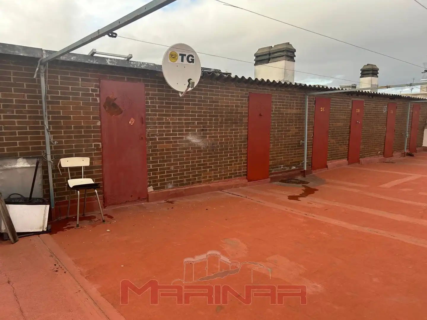 Vista exterior de Planta baja en venta en Madrid con Calefacción, Terraza y Trastero