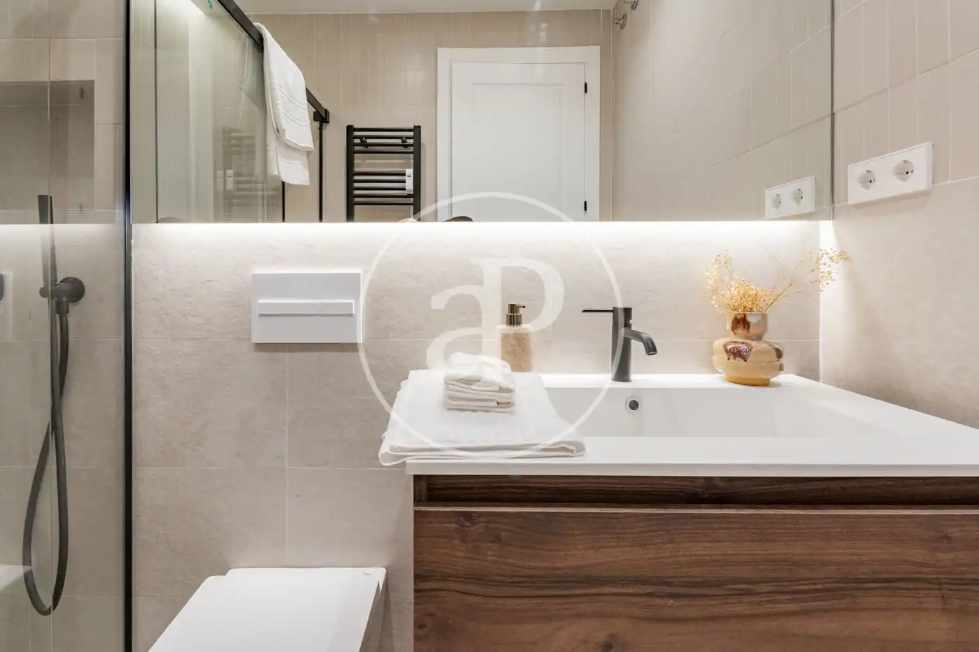 Baño de Piso en venta en Madrid con Aire acondicionado, Calefacción y Trastero