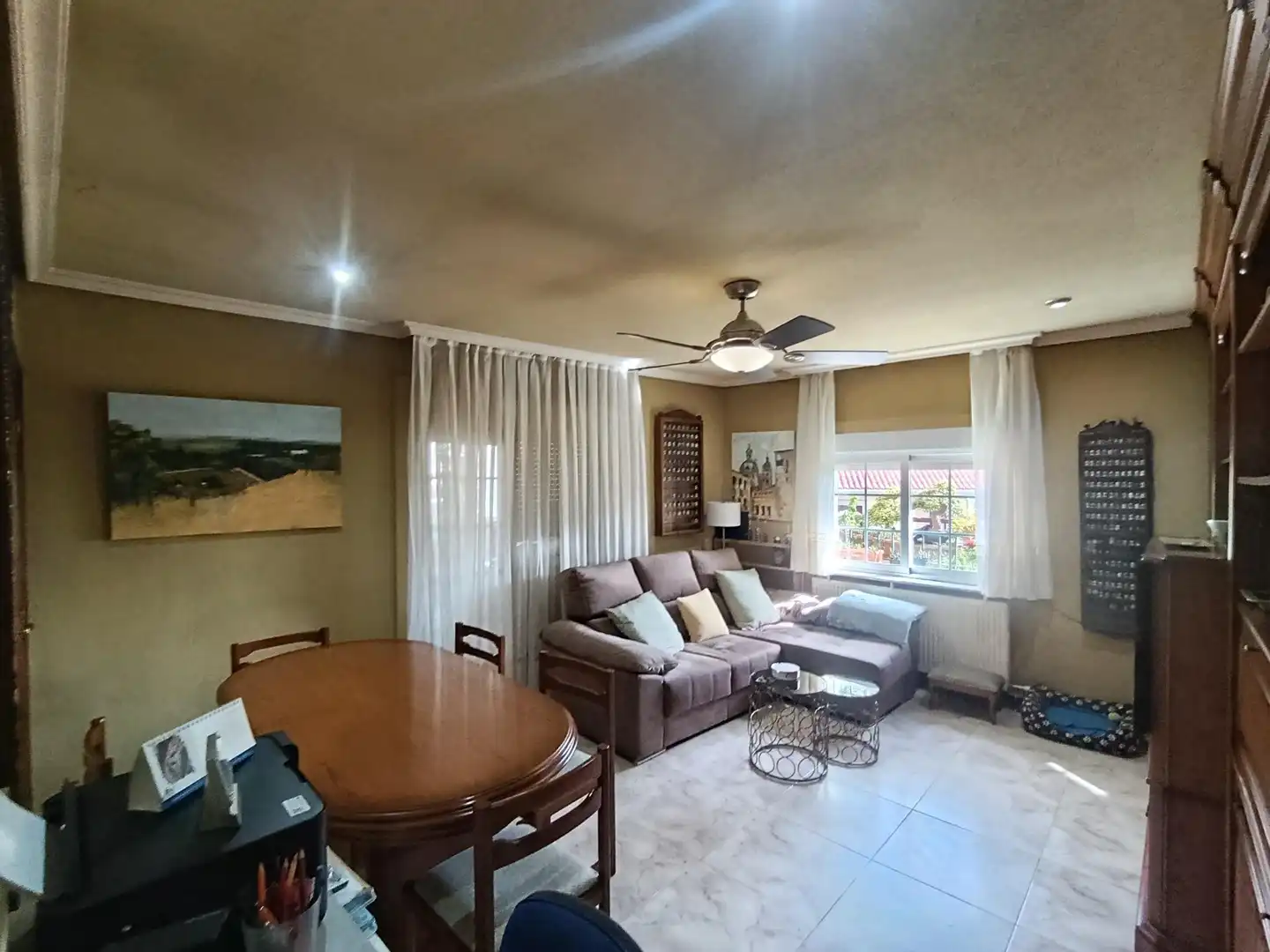 Sala de estar de Edificio en venta en Cabrerizos, Salamanca