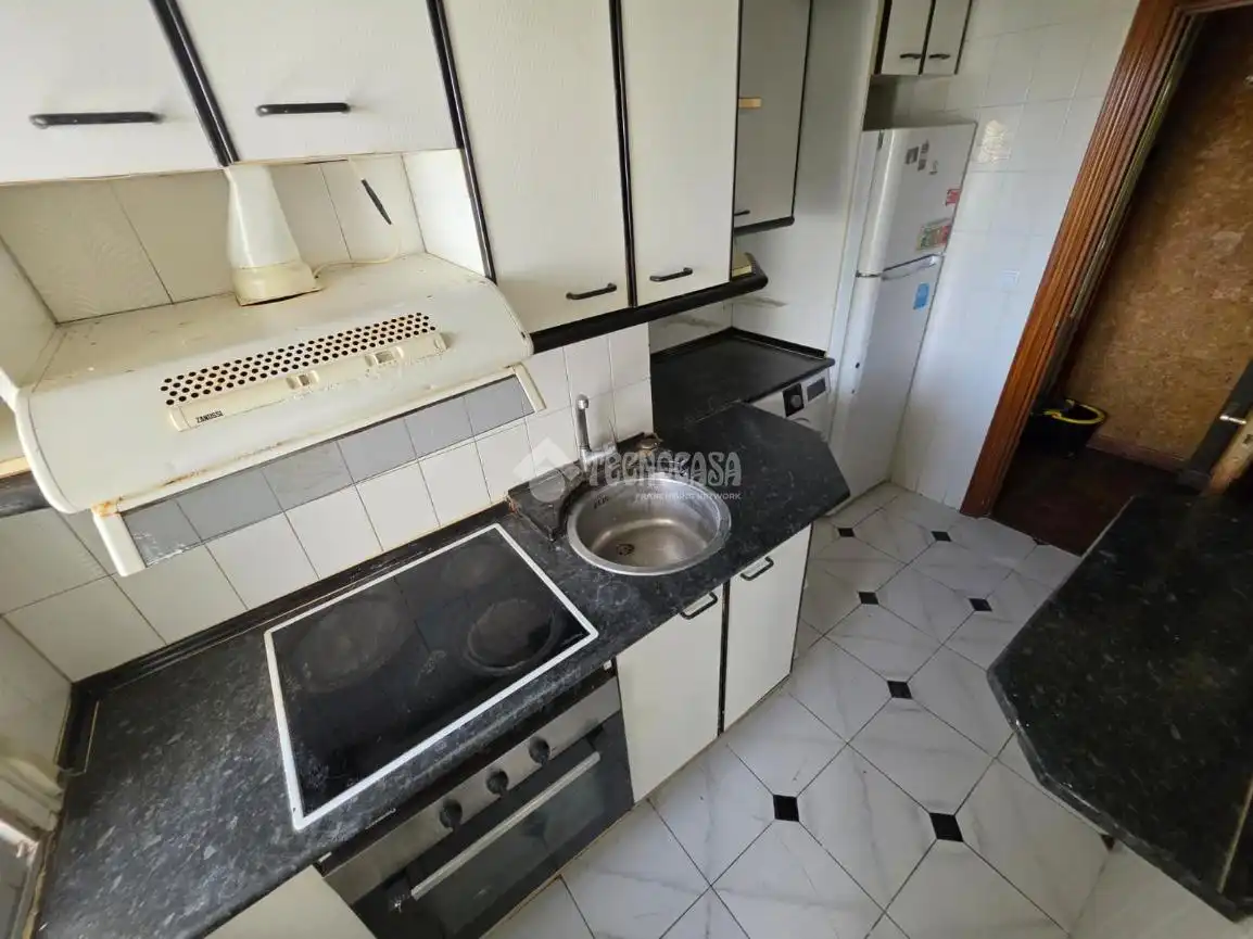 Kitchen of Flat for sale in Fuenlabrada