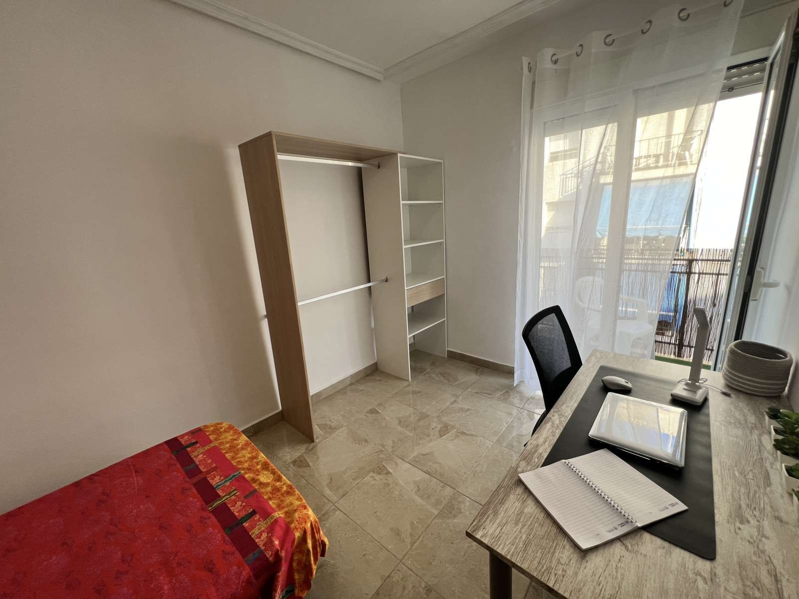 Piso para compartir en Carrús Este