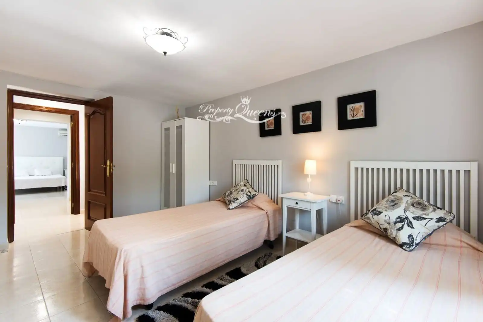 Dormitori de Casa o xalet de lloguer en Marbella amb Aire condicionat, Terrassa i Piscina