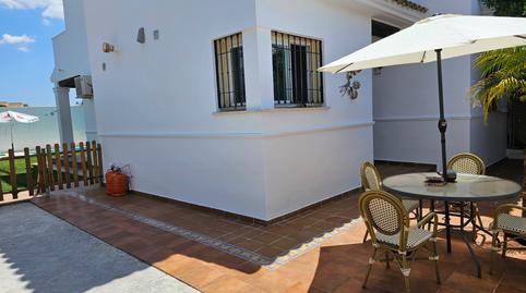 Foto 4 de Casa adosada en venda a Camino Umbrete, Espartinas Pueblo, Espartinas