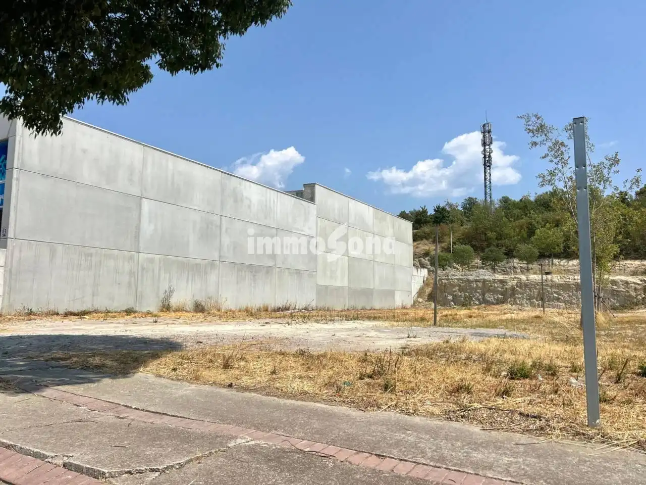 Terreno industrial en venta en Vic