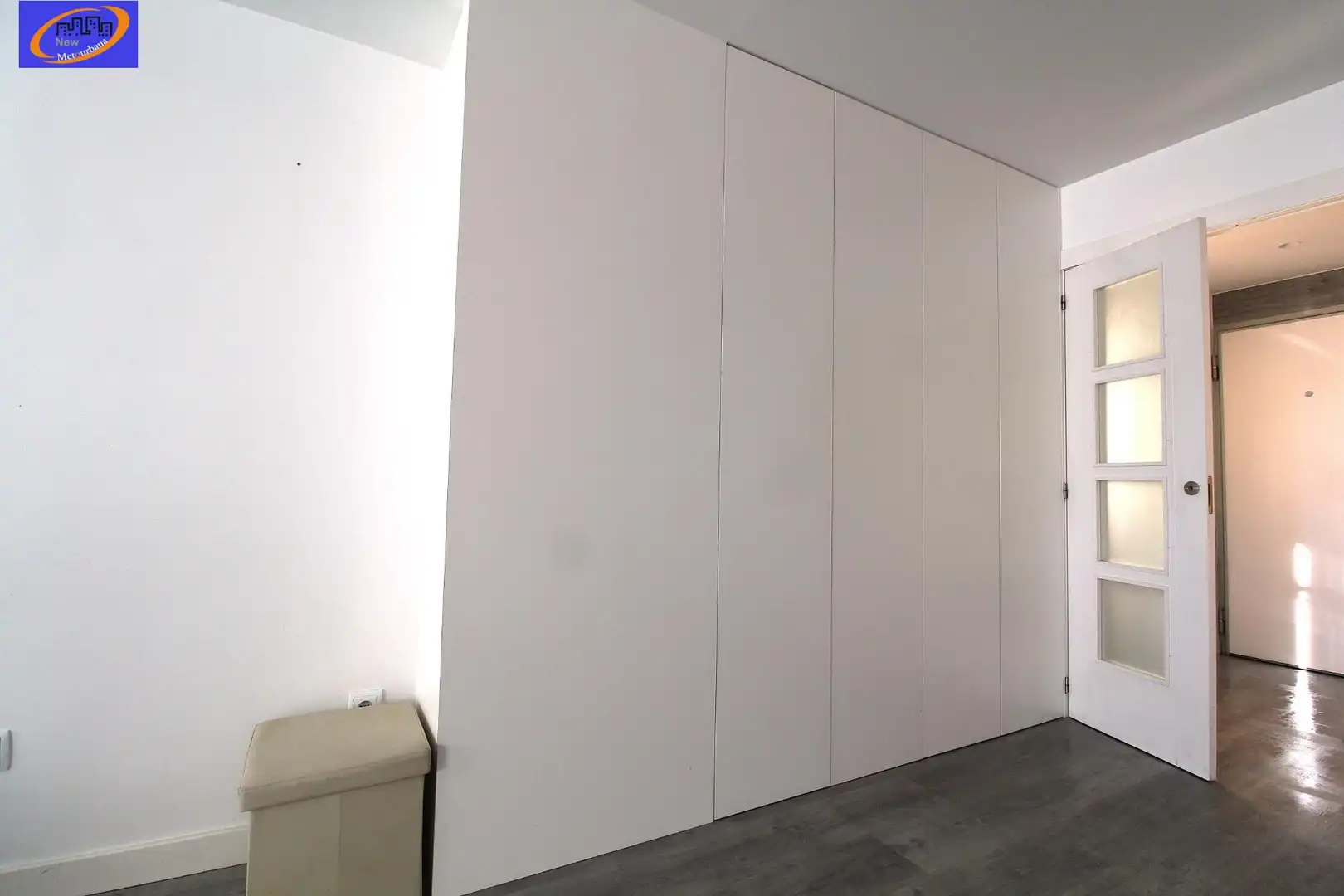 Bedroom of Flat for sale in Valencia  with Air Conditioner, Heating and Storage room