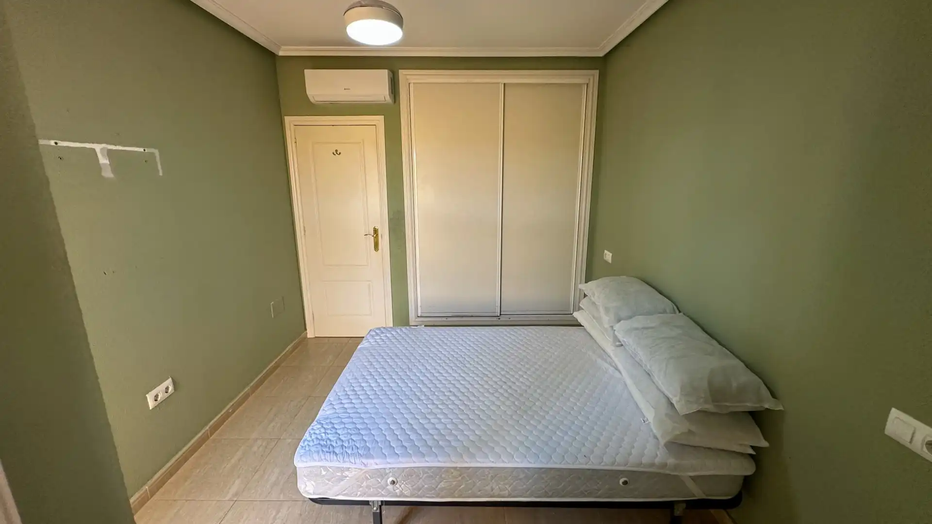 Bedroom of Houses for sale in Daya Nueva  with Swimming Pool