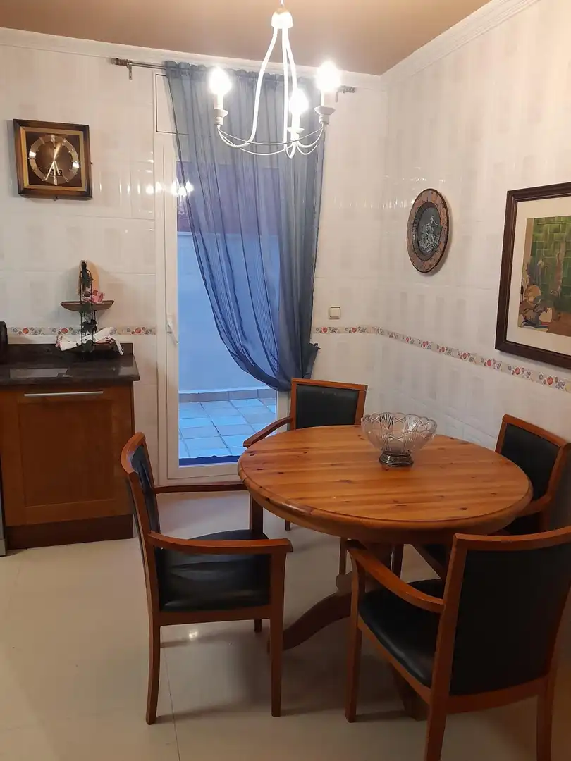 Esszimmer von Haus oder Chalet zur Miete in Premià de Mar mit Klimaanlage, Terrasse und Balkon