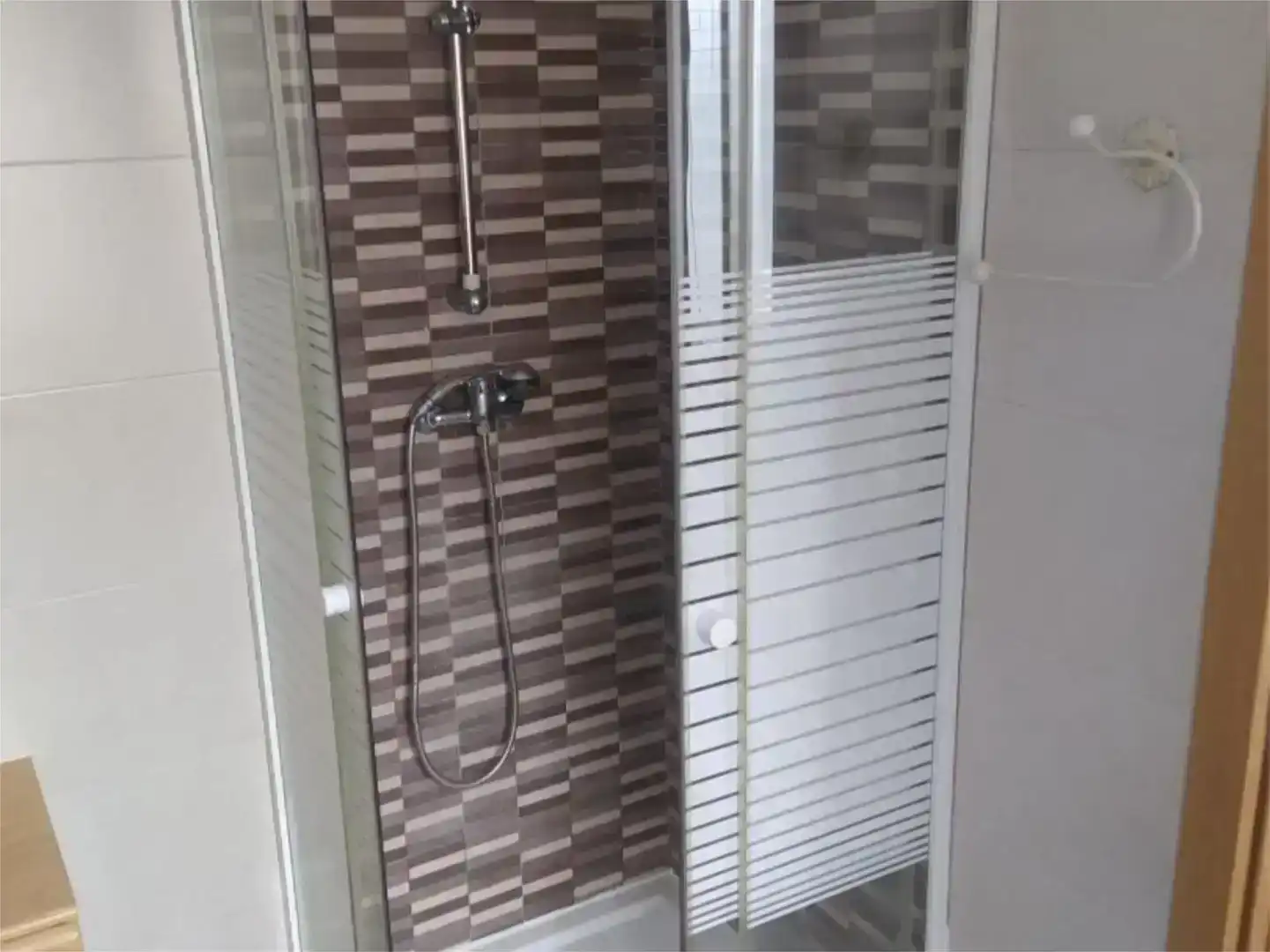Bathroom of Flat for rent in Zaidín