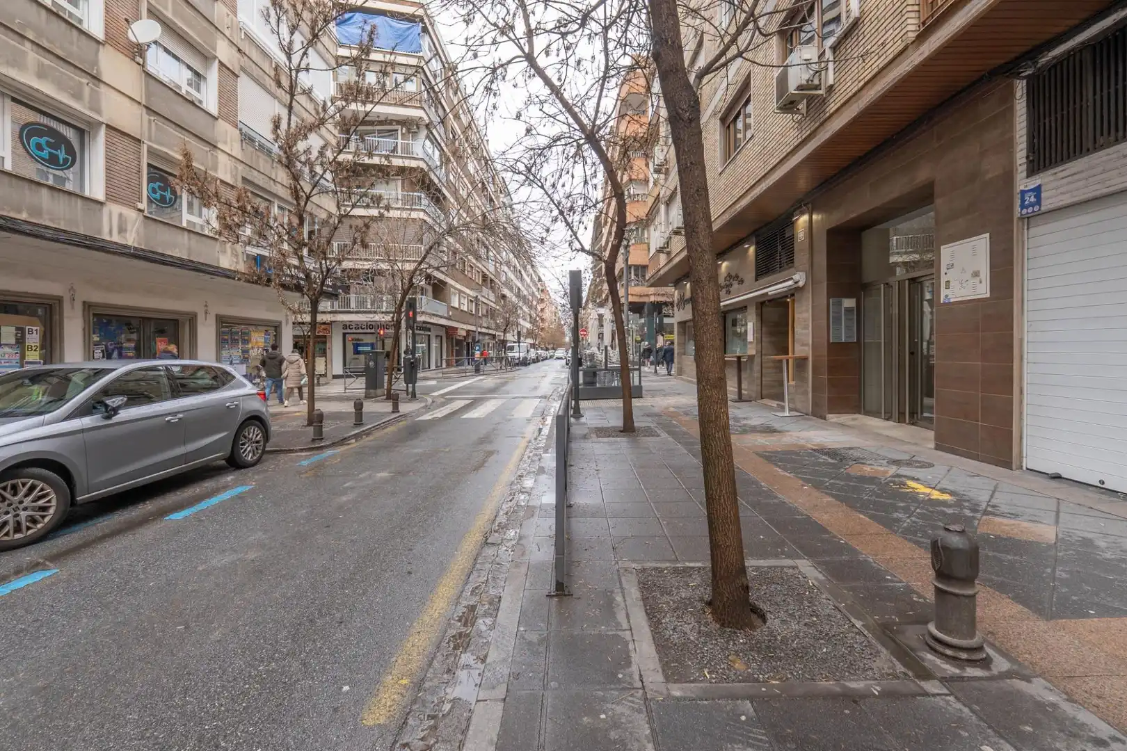Außenansicht von Wohnung zum Verkauf in Granada mit Klimaanlage, Heizung und Terrasse