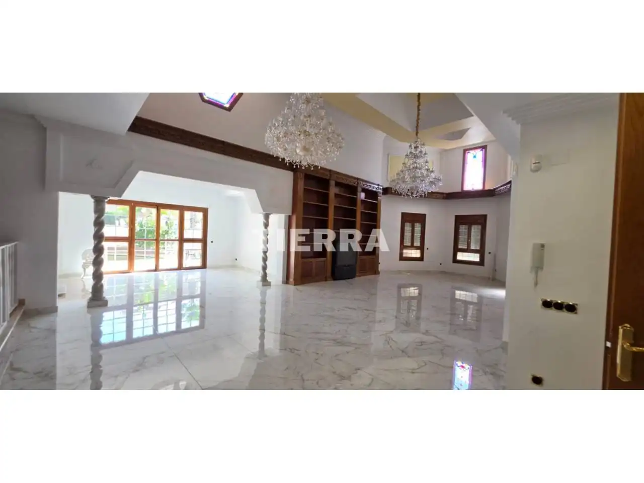 Chalet con piscina en venta en Calle los lirios, imagen 10