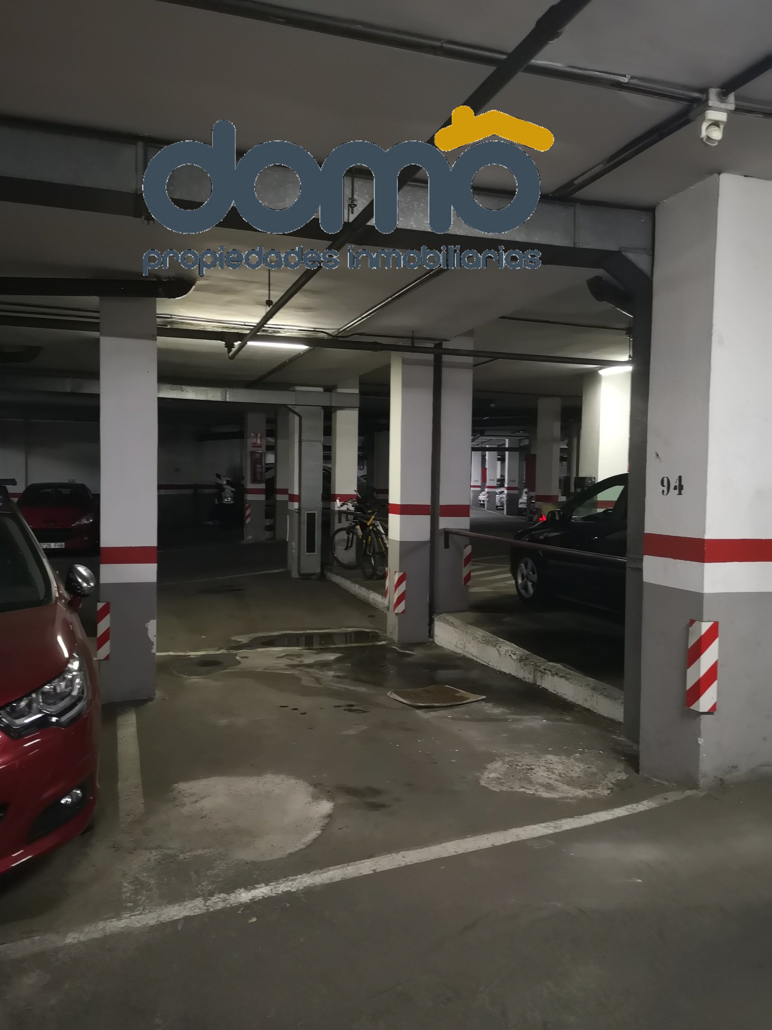 Aparcament de Garatge en venda en  Almería Capital