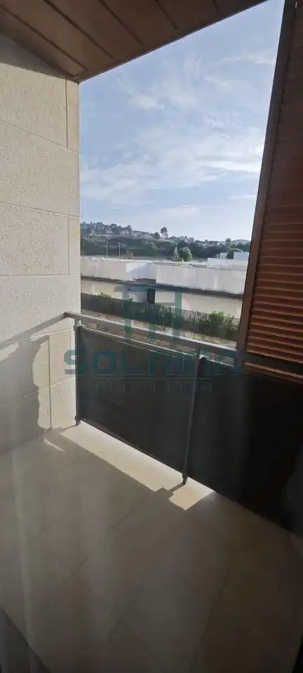 Terrassa de Apartament de lloguer en Ourense Capital  amb Calefacció, Traster i Balcó