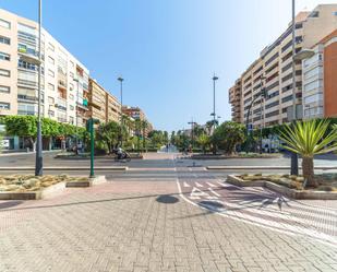 Vista exterior de Garatge en venda en  Almería Capital