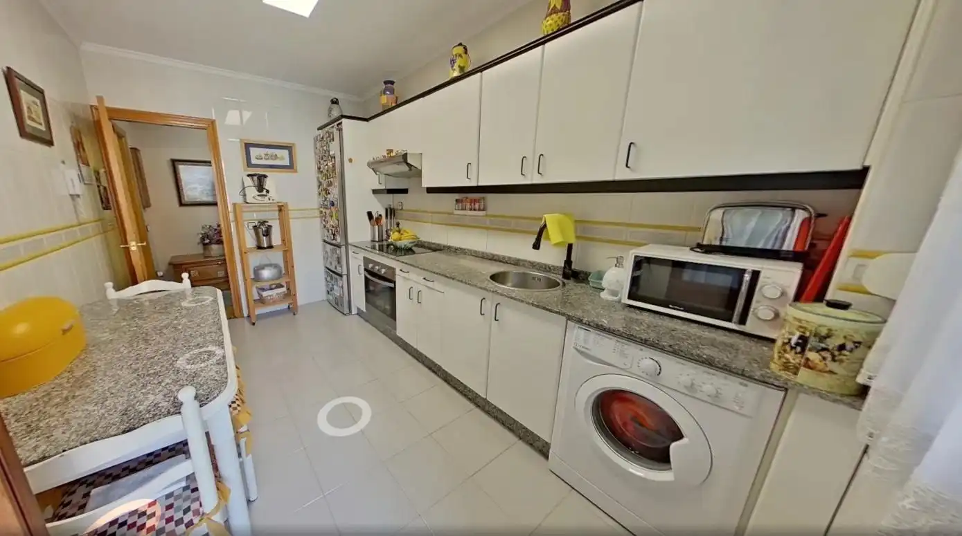 Cocina de Dúplex en venta en Oviedo  con Calefacción, Parquet y Terraza
