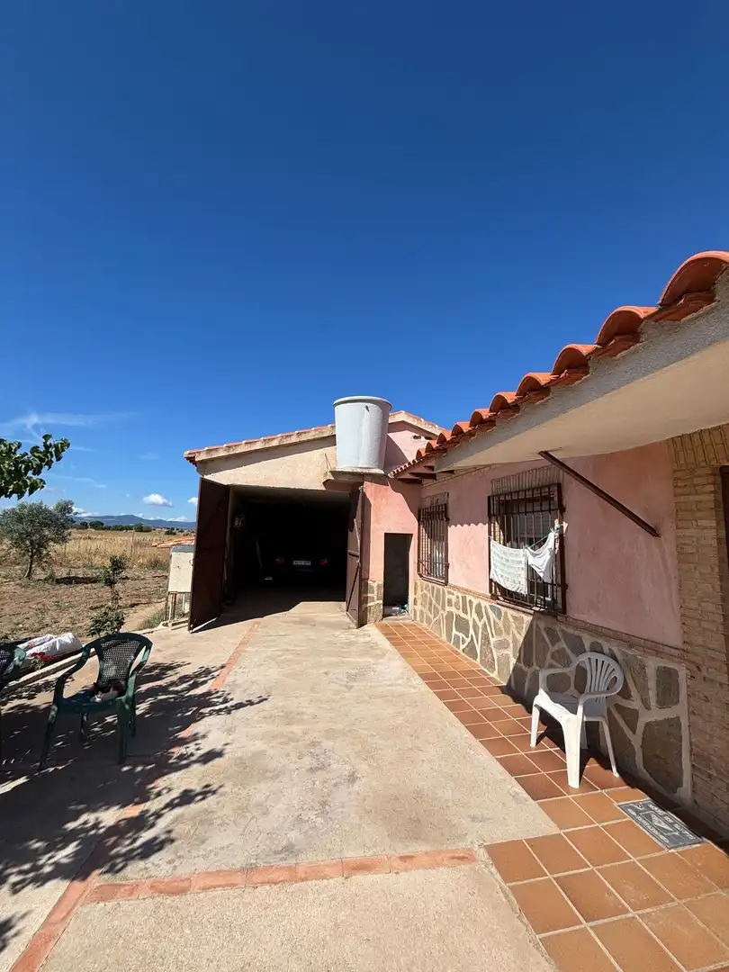 Exterior view of Houses for sale in Cuerva  with Heating and Private garden