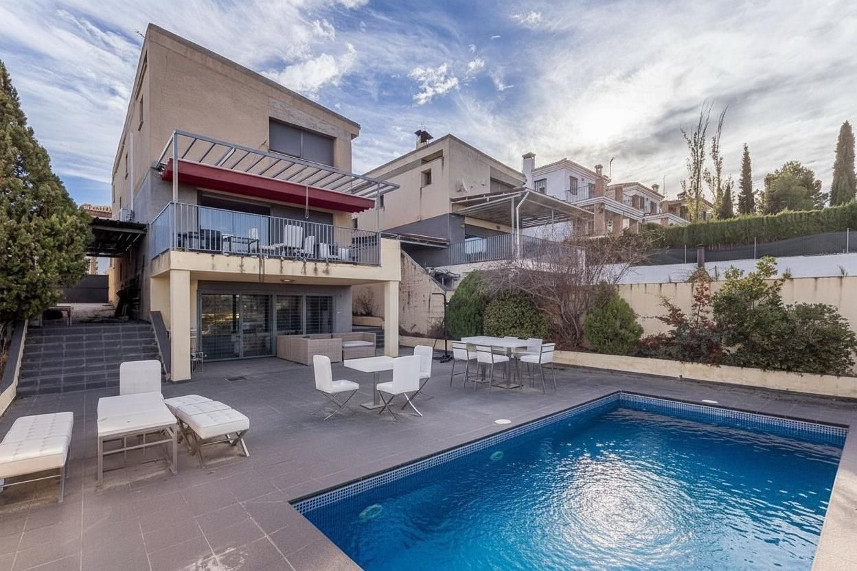 Swimming pool of House or chalet for sale in Monachil  with Heating, Terrace and Swimming Pool