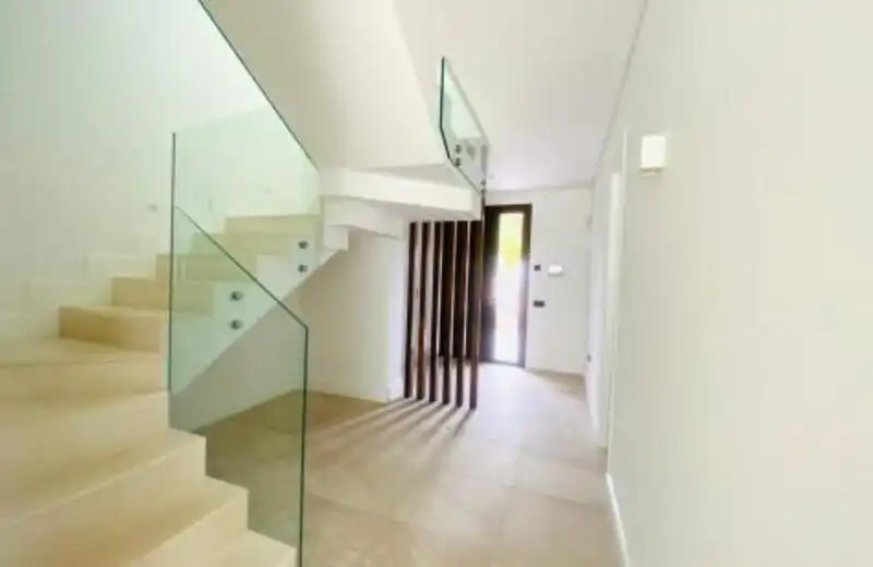 Reihenhaus mit Terrasse zur Miete in Nueva Andalucía, imagen 2