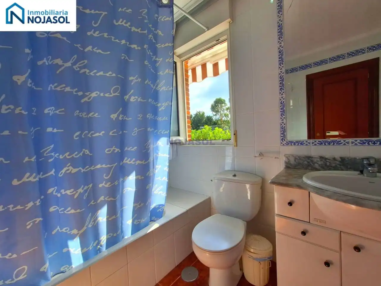 Badezimmer von Wohnung zur Miete in Noja mit Heizung, Privatgarten und Terrasse