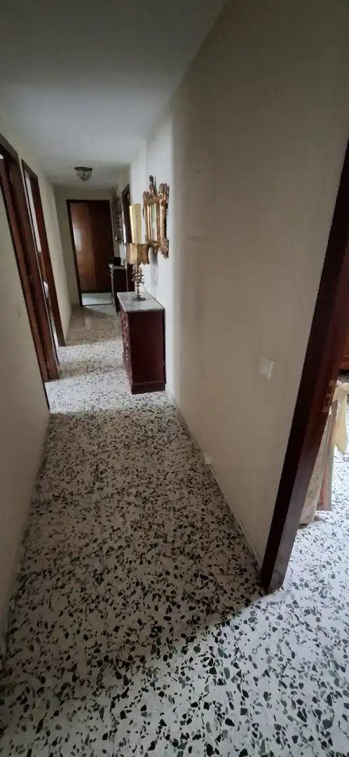 Wohnung zum Verkauf in Sevilla mit Klimaanlage, Heizung und Möbliert