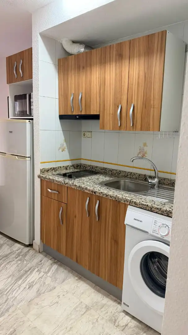 Flat for rent in Calle Conde Cifuentes, 17, Fígares